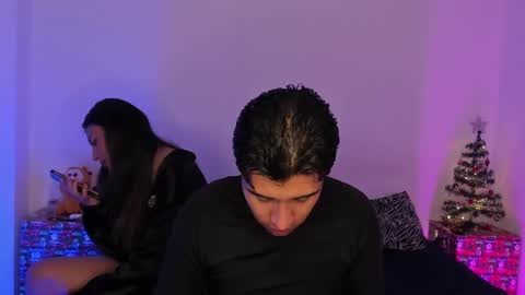 Snapshot of bradlovemma_ chatting on January 8, 3:40 am BradLovEmma  online show from January 8, 3:40 am