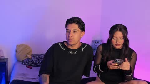 Snapshot of bradlovemma_ chatting on January 9, 5:44 am BradLovEmma  online show from January 9, 5:44 am