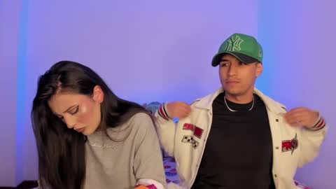 Snapshot of bradlovemma_ chatting on February 13, 9:39 pm BradLovEmma  online show from February 13, 9:39 pm