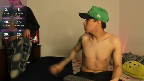 Snapshot of bradlovemma_ chatting on October 3, 10:01 am BradLovEmma  online show from October 3, 10:01 am