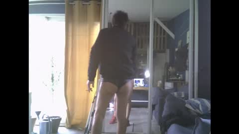 Snapshot of bradysboy chatting on September 21, 12:09 pm bradysboy online show from September 21, 12:09 pm