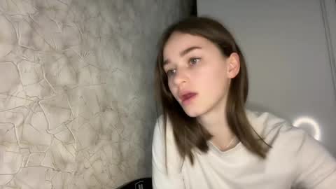 Kate online show from April 1, 5:43 pm