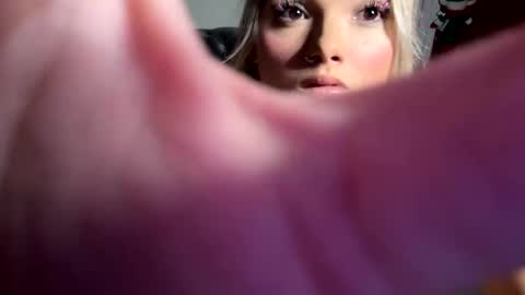 brandiiixo online show from November 17, 3:31 am