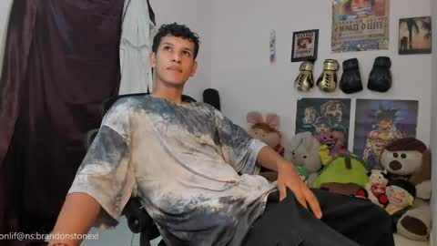 Brandon Stone online show from May 5, 11:21 pm