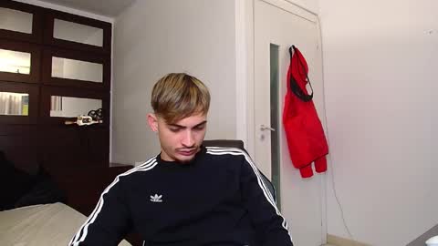 BrandonTateX online show from November 23, 12:25 pm