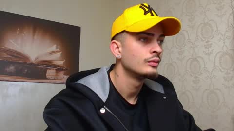 BrandonTateX online show from April 7, 12:18 pm