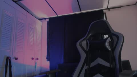 brasi_ online show from September 17, 5:49 pm