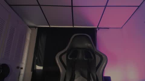 brasi_ online show from September 21, 4:44 pm