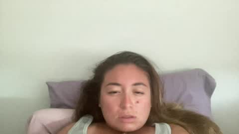 brattylittlelion online show from June 12, 5:34 pm
