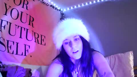 brattyvalentine online show from March 3, 2:40 am