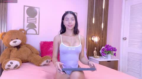 Bree  online show from March 4, 1:19 pm