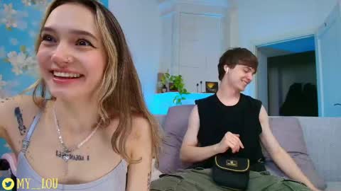 Ashley Dolce and Lou online show from May 23, 5:31 pm