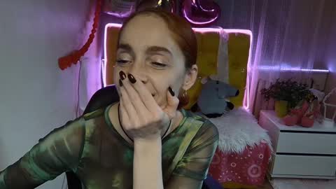 breeterner online show from March 10, 1:34 am