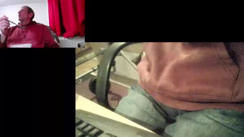 Snapshot of bremer64 chatting on December 5, 6:06 pm bremer64 online show from December 5, 6:06 pm