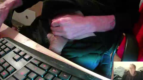 Snapshot of bremer64 chatting on September 21, 2:21 pm bremer64 online show from September 21, 2:21 pm