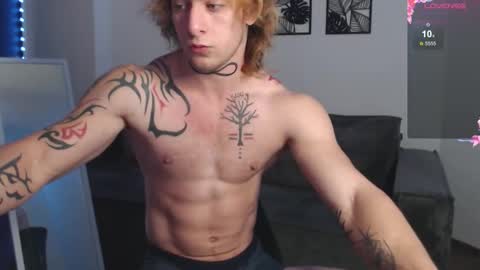 brendan__piks online show from October 27, 10:04 am