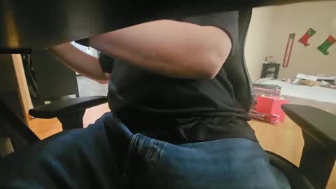 brian7891012 online show from December 25, 5:58 pm