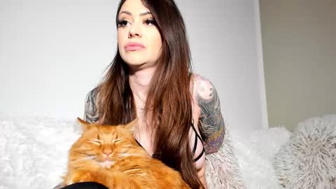 brianadiamondxxx online show from February 23, 7:27 pm