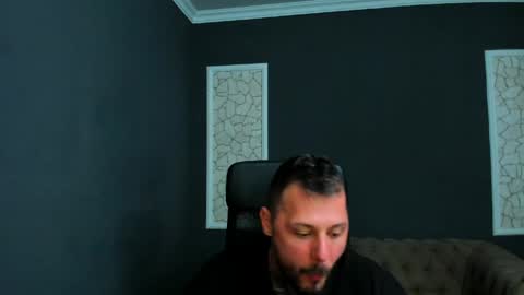 Brian online show from April 17, 5:10 am