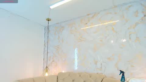 Brianna  online show from December 1, 12:36 pm