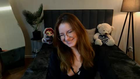 briarwynn online show from November 12, 11:18 pm