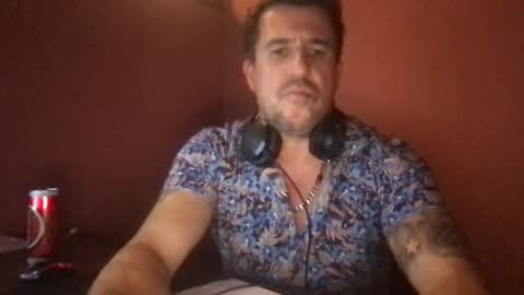 bricamaior16 online show from October 2, 5:06 am