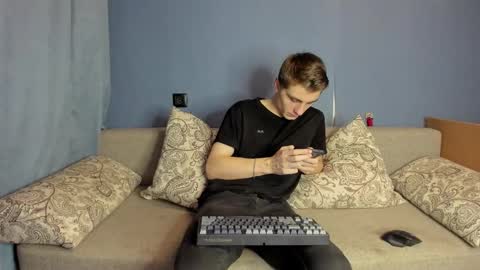 bristlebback online show from February 15, 12:59 pm