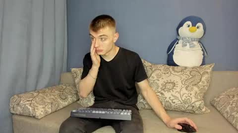 bristlebback online show from May 18, 4:13 pm