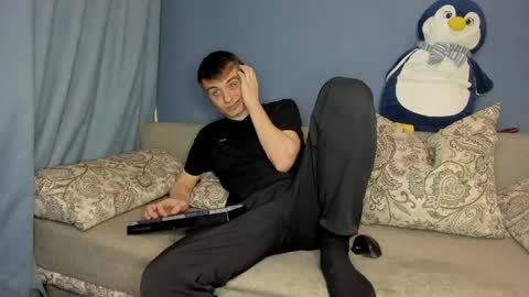 bristlebback online show from April 14, 5:27 pm