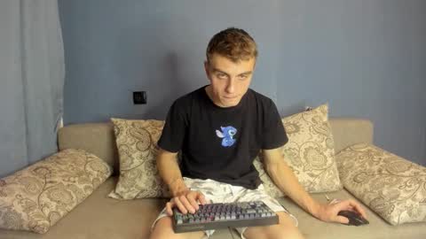 bristlebback online show from October 1, 7:13 pm