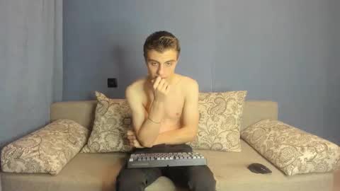 bristlebback online show from November 2, 4:51 pm