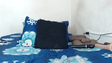 britanylee 01 online show from January 10, 6:08 am