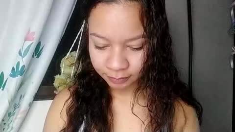 brithany online show from March 26, 3:01 am