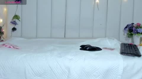 Snapshot of brithany_rousee chatting on March 5, 10:32 pm Brithany Rousee online show from March 5, 10:32 pm