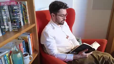 British Poet online show from November 25, 3:44 pm