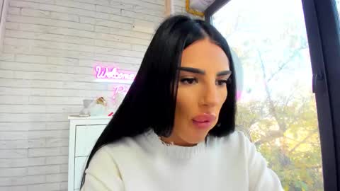 britney_charm online show from November 2, 6:35 am