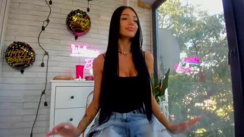 britney_charm online show from September 19, 6:17 am