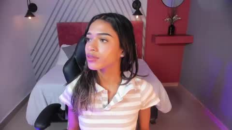 britney_collins_ online show from June 6, 1:39 pm