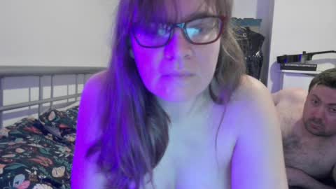 Claire and Gary online show from April 8, 8:12 pm