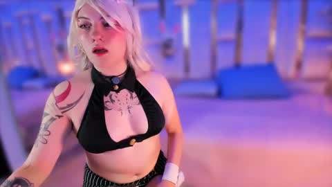     online show from April 12, 1:37 pm