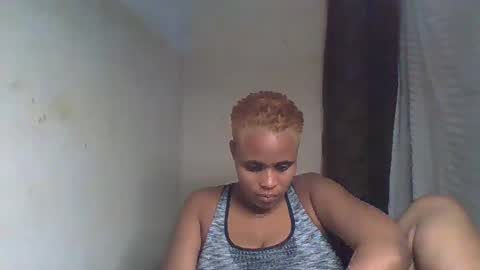 brown_lv online show from February 2, 9:13 pm