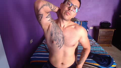 Brown  Panda online show from January 4, 8:59 pm