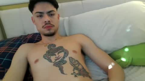 brownboy745500 online show from January 19, 11:10 pm