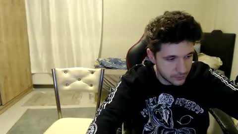 brownhaiir online show from December 6, 7:06 pm