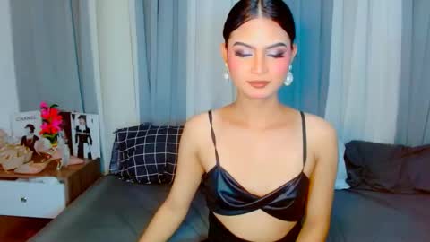 Roberta  GODDESS OF PLEASURE AND SEXUALDESIRE   online show from September 11, 5:31 am