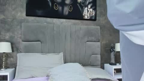 Bruce Hans online show from November 10, 12:41 pm