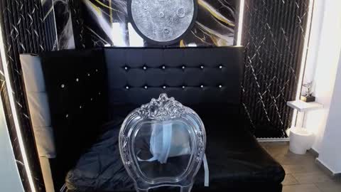 Bruja SCarlata online show from November 5, 10:06 am