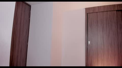 Snapshot of brunnahart chatting on December 17, 1:07 am     online show from December 17, 1:07 am