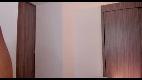 Snapshot of brunnahart chatting on December 29, 8:37 pm     online show from December 29, 8:37 pm