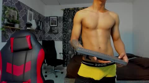 bruno_snow online show from October 30, 4:02 am